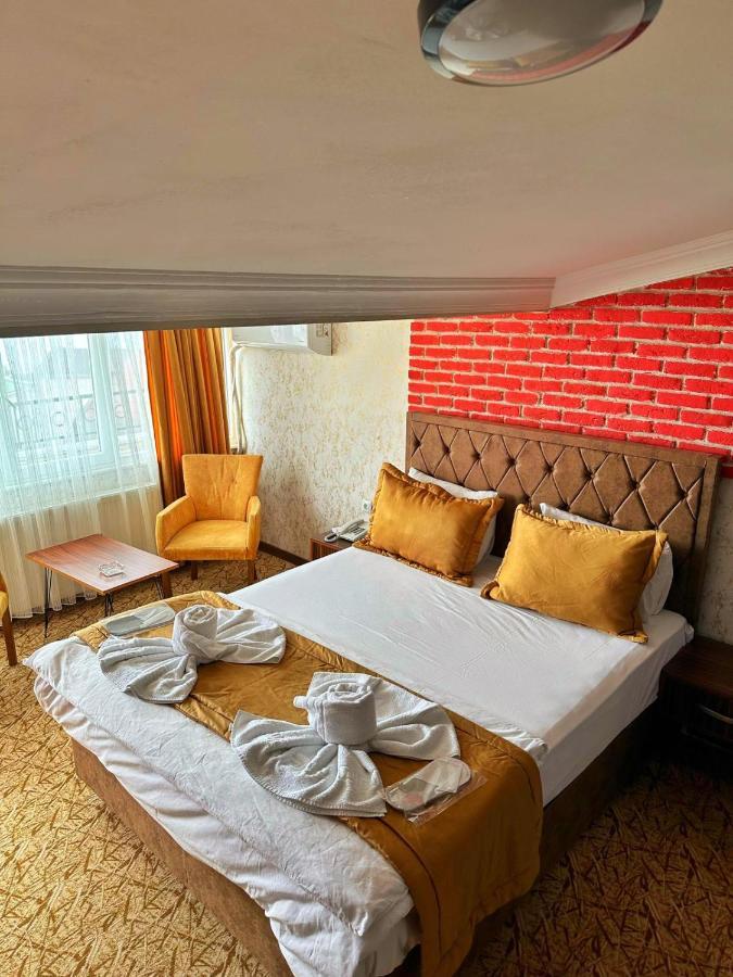 Rose Suite & Hotel Бююкчекмедже Екстериор снимка